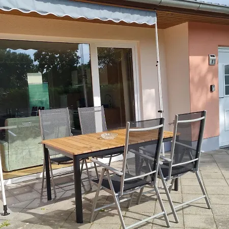 Reihenhaus Am Gross Labenzer See, Casa vacanze Klein Labenz