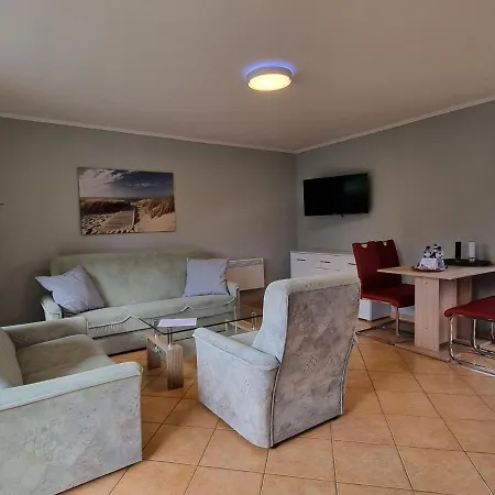 Reihenhaus Am Gross Labenzer See, *